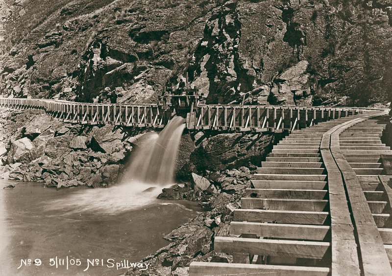 Waipori Falls gorge